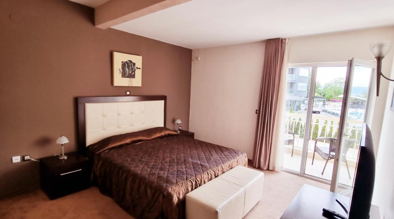 Hotel Bluebell Ohrid Ngoại thất bức ảnh